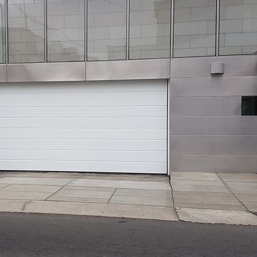 Rivestimento di facciata in pannelli - GRANITE® HD   - ArcelorMittal Europe – Flat Products - in acciaio / verticale / di lunga durata