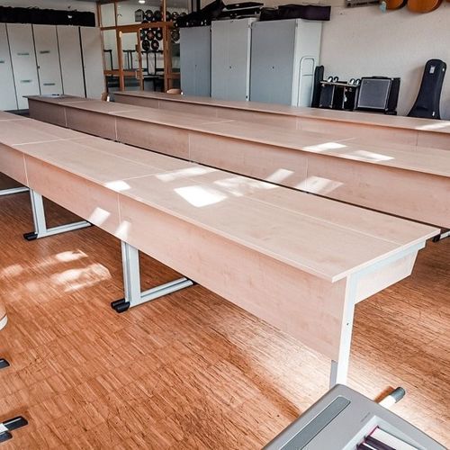 Consolle contemporanea - Pianus - Mott Mobile Systeme GmbH &Co. KG - in legno / con supporto in acciaio verniciato a polvere / rettangolare