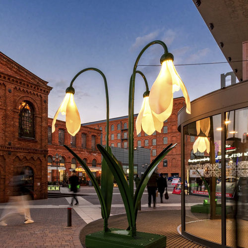 Installazione artistica da esterno - 3D Snowdrop - Terra Group - decorativa / urbana / luminosa