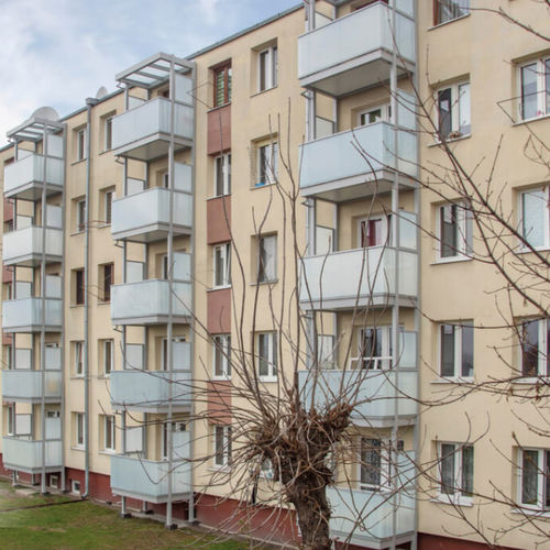 Ringhiera in alluminio - WIŚLANA - Copal - a pannelli / da esterno / per balcone