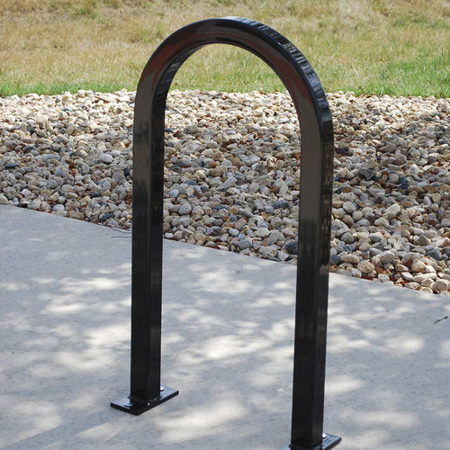 Rastrelliera per biciclette a pavimento - SQUARE 'U' - Madrax - con sistema di sicurezza / per spazi pubblici / in acciaio galvanizzato