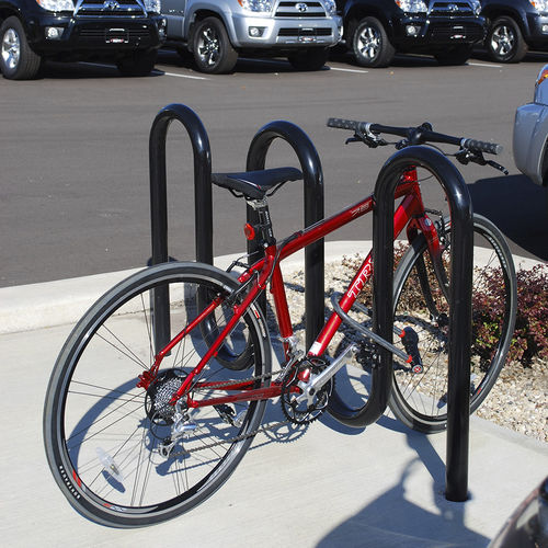Rastrelliera per biciclette a pavimento - HEAVY DUTY CHALLENGER™ - Madrax - con sistema di sicurezza / per spazi pubblici / in acciaio galvanizzato