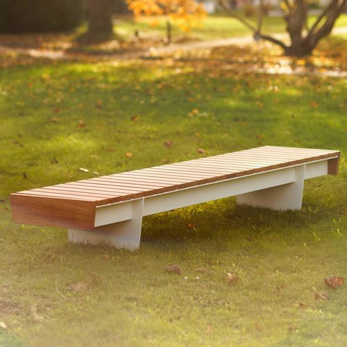 Panca da giardino contemporanea - O1-1621 - egoé - in legno massiccio / in frassino / in legno oliato