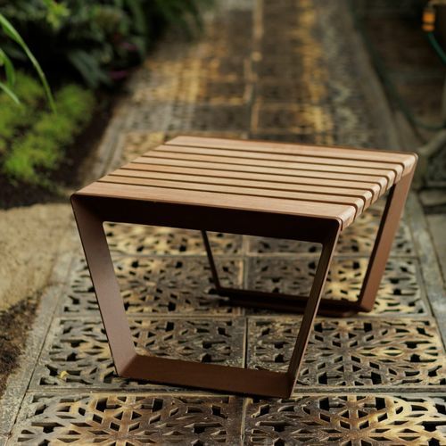 Sgabello contemporaneo - A2-131 - egoé - in legno massiccio / in frassino / in legno oliato