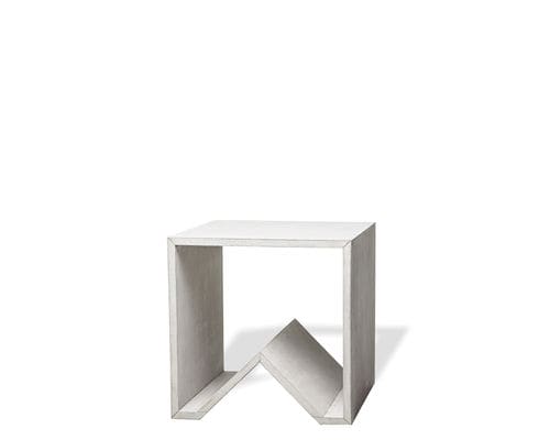 Sgabello contemporaneo - angulus mutatio - CO33 - in calcestruzzo / con supporto in calcestruzzo / a slitta