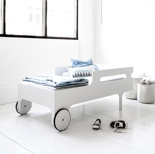 Letto singolo - R - Rafa Kids - contemporaneo / per bambini / con rotelle