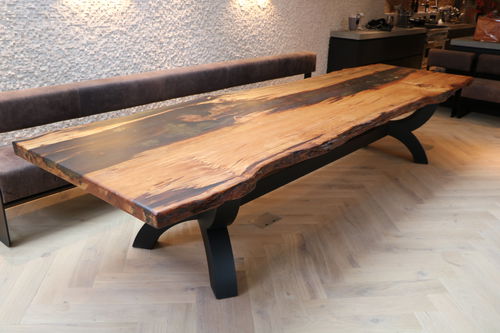 Tavolo da pranzo contemporaneo - KAURI  - Unik - in legno massiccio / in legno laccato / in legno di latifoglie