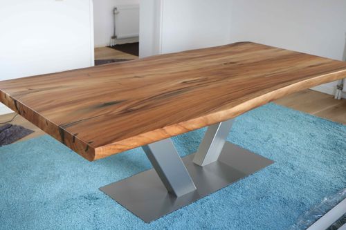 Tavolo da pranzo contemporaneo - SUAR - Unik - in noce / in legno massiccio / in legno laccato