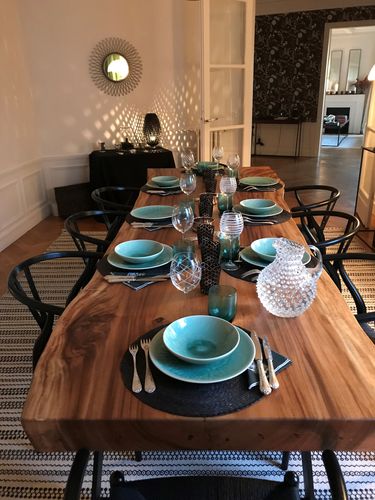 Tavolo da pranzo contemporaneo - SUAR - Unik - in noce / in legno massiccio / in legno laccato