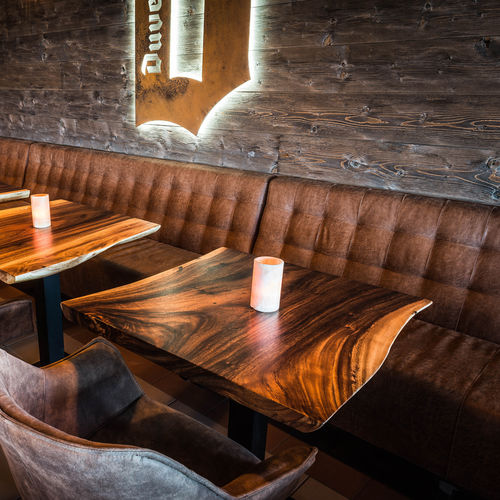 Tavolo da bistrot contemporaneo - Unik - in legno / con supporto in acciaio / rotondo