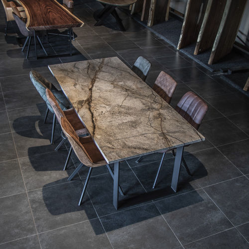 Tavolo da pranzo contemporaneo - Unik - in marmo / con supporto in metallo / rettangolare