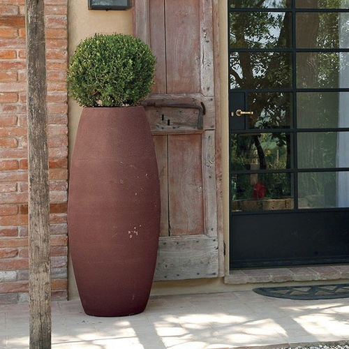 Vaso da giardino in terracotta - Yra - Laboratorio Sanrocco - da appoggio / verticale / ovale