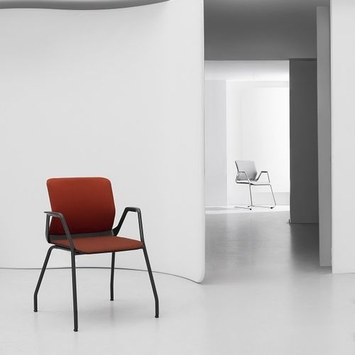 Sedia visitatore contemporanea - YOUTEAM - Nowy Styl - da interno / in tessuto / con supporto in metallo
