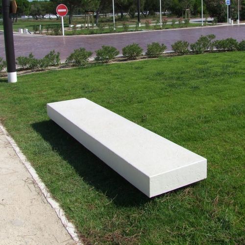 Panca per spazi pubblici contemporanea - BANC3 - REPLIK - in calcestruzzo / senza schienale / senza braccioli