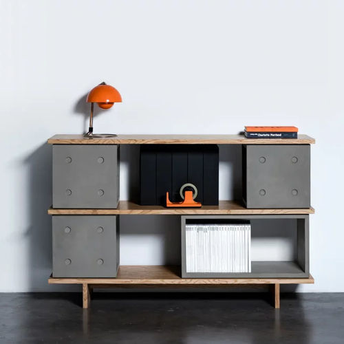 Credenza contemporanea - DICE - Lyon Béton - in quercia naturale / in calcestruzzo fibrorinfrozato / con ripiano