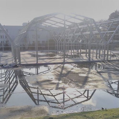 Tensostruttura su ossatura metallica - FLORYA TENNIS COURTS - APEC Smart Steel Structures - per copertura / con membrana in PVC / per campo sportivo
