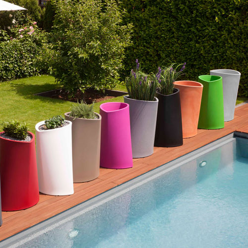 Vaso da giardino in polietilene rotostampato - VARIA - Degardo GmbH - luminoso