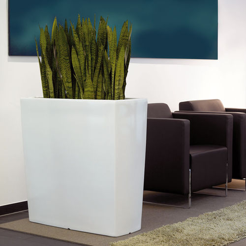 Vaso da giardino in polietilene rotostampato - TREVIA 900 K - Degardo GmbH - rettangolare / per spazio pubblico / per edifici pubblici