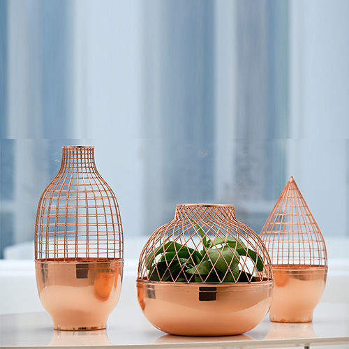 Vaso design originale - GRID - GAIA&GINO - in maiolica / di Jaime Hayon