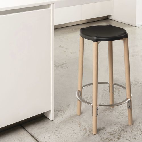 Sgabello contemporaneo - Poêle Collection - ALESSI S.P.A. - in faggio / in acciaio / con supporto in faggio