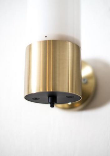 Applique contemporanea - CHAIRMAN - Ruben Lighting - da interno / in ottone / in acrilico