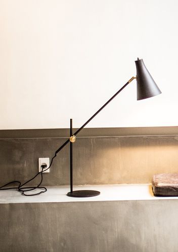 Lampada da tavolo - HUNTER - Ruben Lighting - in alluminio / in ferro / in ottone