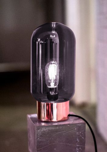 Lampada da tavolo - VELVET - Ruben Lighting - in rovere / in vetro / in rame