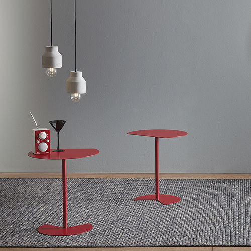 Tavolo da bistrot contemporaneo - WAY - MEME DESIGN - in metallo / con supporto in metallo / a forma di D