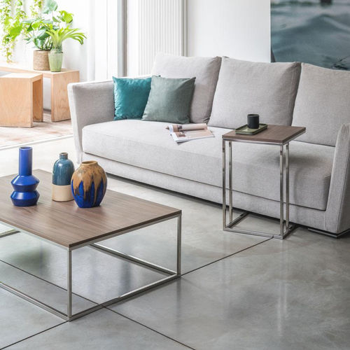 Tavolo d'appoggio contemporaneo - LAMINA - pezzani home collection - in laminato / con supporto in acciaio inossidabile / circolare