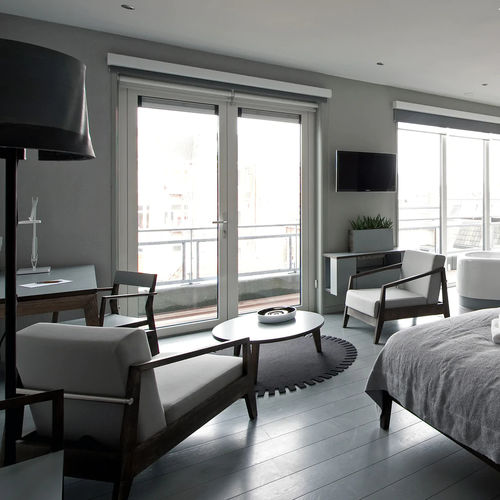Tavolino basso contemporaneo - M80 series - MINT Furniture - in rovere / in frassino / in noce americano
