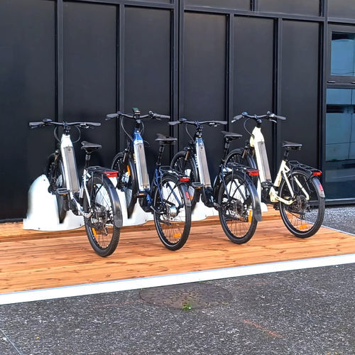 Stazione di ricarica per bicicletta elettrica - MOBI-LS - Clean Energy Planet - intelligente