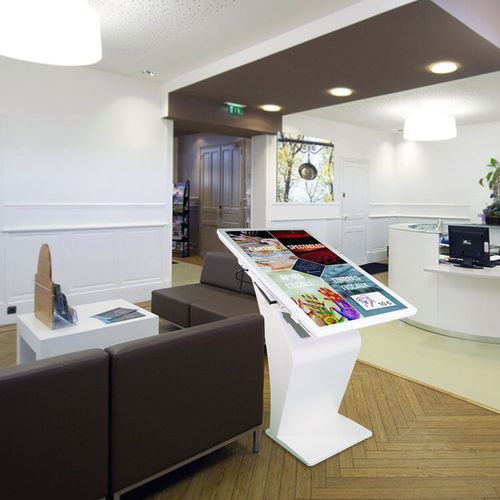 Terminale interattivo multimediale - Cube Digital Media - da interno / con touch screen multitouch