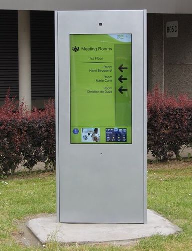 Totem di segnalazione - H46 - Cube Digital Media - pubblicitario / con video monitor / digitale
