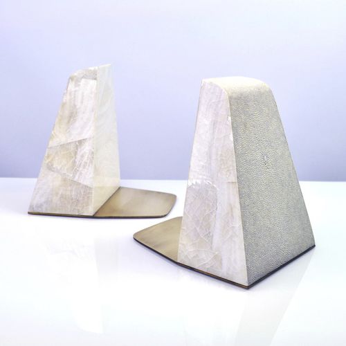 Fermalibro in galuchat - FUTURIST - GINGER BROWN - in ottone spazzolato / tipo conchiglia