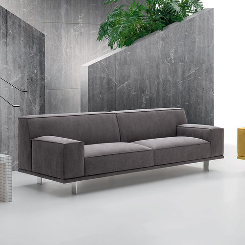 Divano modulare - YOUNG - Felis s.r.l. unipersonale - contemporaneo / in tessuto / con braccioli