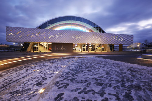 Rivestimento di facciata in ceramica - m&r Manufaktur GmbH - in pannelli / 3D / decorativo