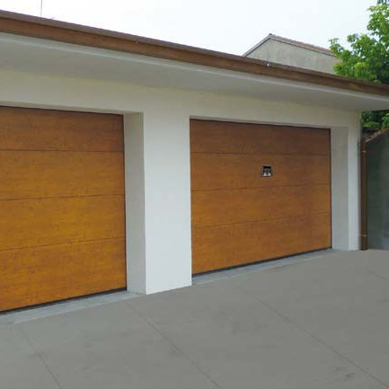 Porta sezionale per garage - Amazonas - SILVELOX GROUP SPA - in acciaio galvanizzato / automatica / manuale
