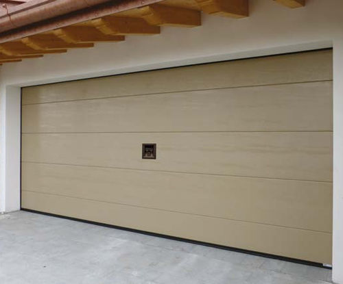 Porta sezionale per garage - Bahia - SILVELOX GROUP SPA - in acciaio galvanizzato / automatica / manuale