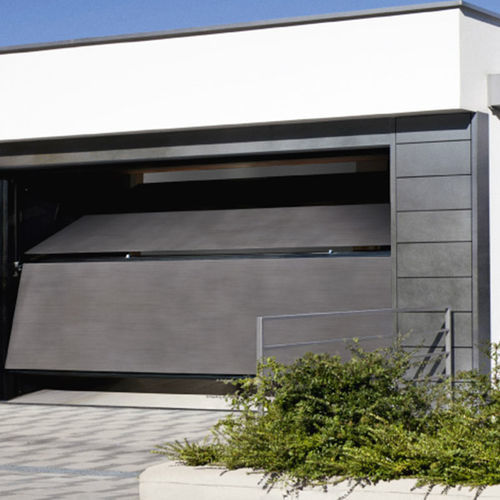 Porta sezionale per garage - SECURLAP DUO - SILVELOX GROUP SPA - in legno massiccio / impiallacciata in legno / in compensato