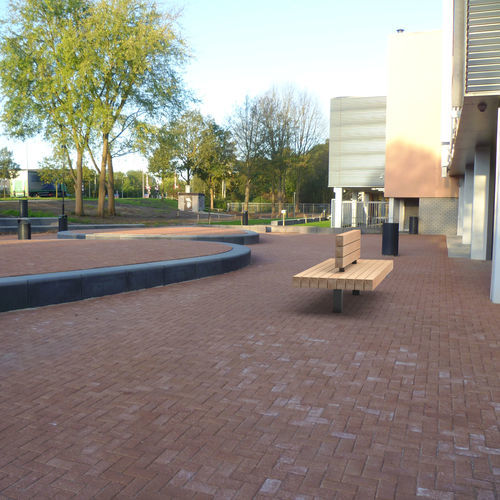 Panca per spazi pubblici contemporanea - MODULO- CONFORT A - CROSO FRANCE - in legno esotico / in acciaio galvanizzato / con schienale
