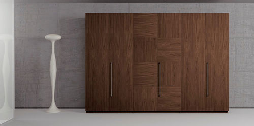 Armadio ad angolo - Besform - contemporaneo / in rovere / con ante battenti