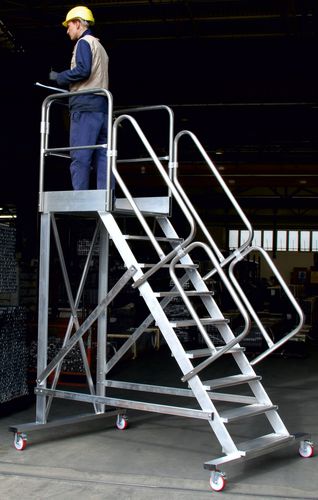 Scala con piattaforma da lavoro - 7760-7780 - Frigerio Carpenterie - da appoggio / in metallo / industriale