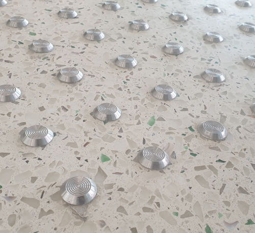 Borchia tattile in acciaio inossidabile - WARNING MULTI GROOVE - Kent Stainless - di dissuasione