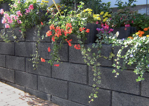 Blocco di calcestruzzo forato - TERRASTO - Heinrich & Boch - per muro di contenimento / per recinzione di giardino / ad alte prestazioni