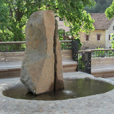 Scultura in porfido - DECORATIVE STONES - PORFIDI ITALIA 2000 - da esterno / da giardino / per spazi pubblici
