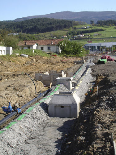 Pozzetto d'ispezione in calcestruzzo prefabbricato - IBERDROLA - Prefabricados Alberdi - a incasso / per cavo