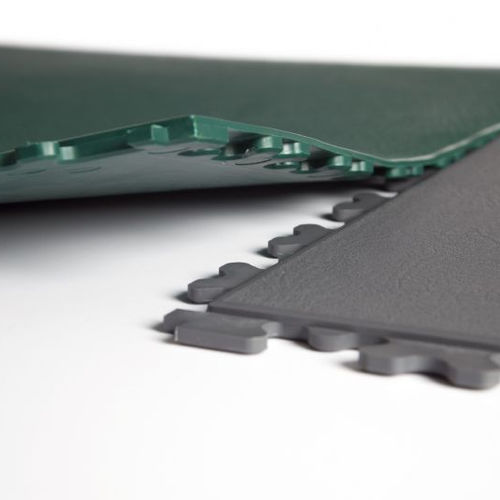 Pavimento in PVC - R-TILE™ EXCEL INTERLOCKING - R-Tek Manufacturing - da interno / per parco giochi / per il settore terziario