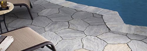 Pavé in pietra ricostituita - PORTAGE - Belgard Hardscapes - permeabile / per spazio pubblico