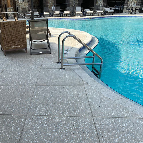 Bordo di piscina in calcestruzzo - Tectura Designs