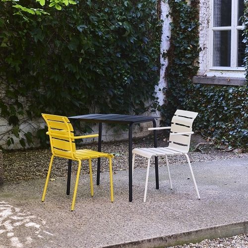 Sedia da giardino contemporanea - valerie_objects - da esterno / in legno / con supporto in metallo
